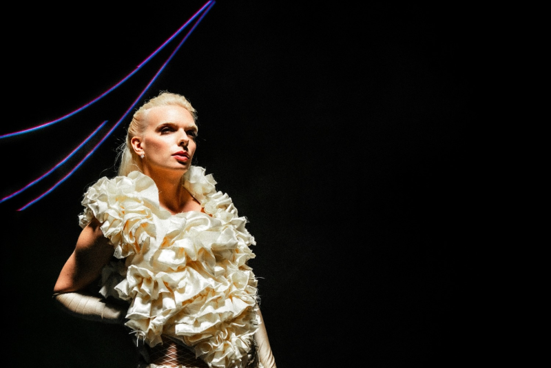 Viridiana lança clipe de 'Risco' em noite especial no Espaço Cultural 512, em Porto Alegre