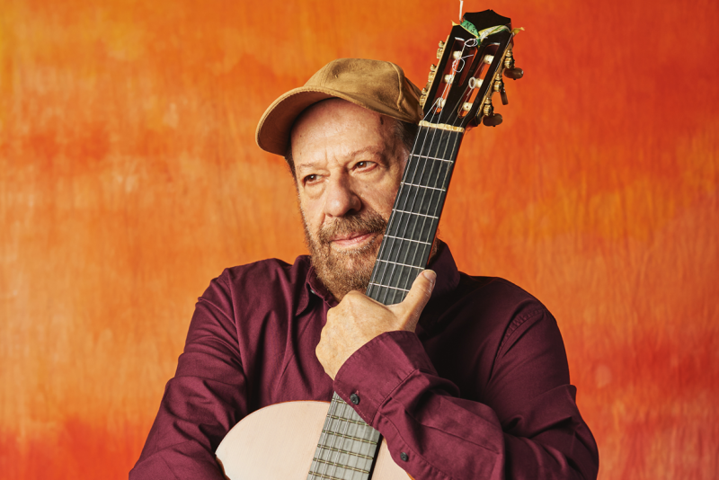 João Bosco celebra 80 anos de vida e cinco décadas de carreira com turnê especial no Teatro do Bourbon Country, em Porto Alegre